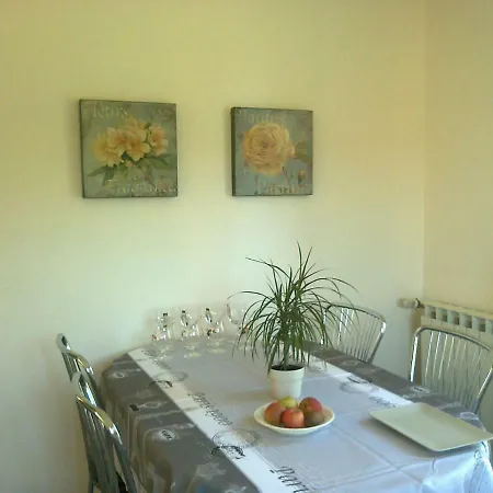 Le Pavillon *